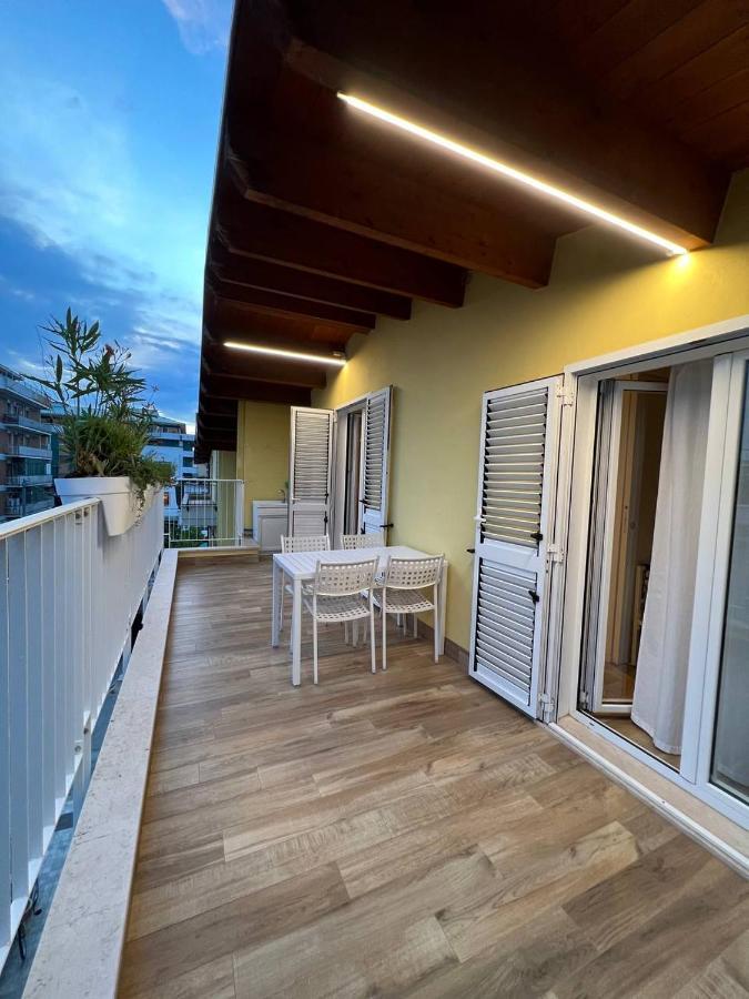 Apartmán Casa Klimt Vicinissima Al Mare Parcheggio Privato Gratuito Se Disponibile Pescara Exteriér fotografie